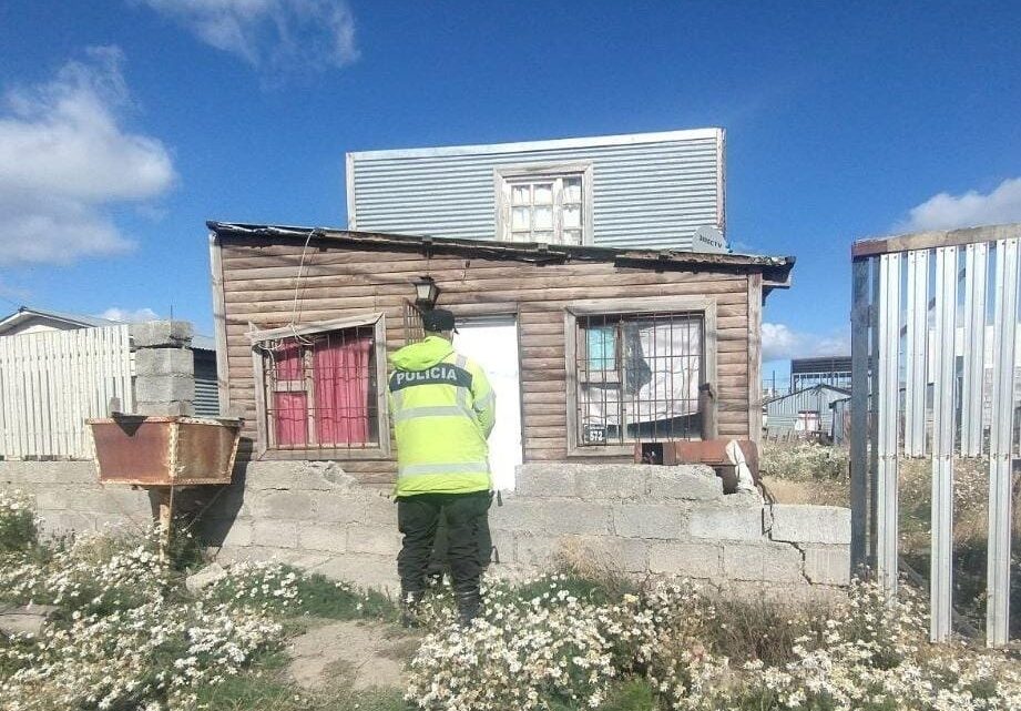 Policías localizaron la tarjeta de crédito que fue robada Policías localizaron la tarjeta de crédito que fue robada