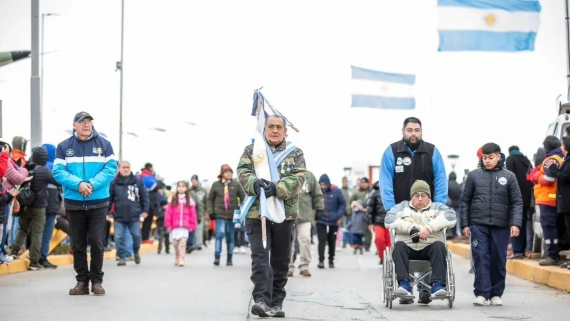 Malvinas 43° Aniversario: Invitan a las instituciones a ser parte del desfile