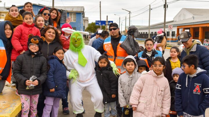LAS PASCUAS LLEGARON A LOS BARRIOS DE LA PROVINCIA ESTE FIN DE SEMANA SANTA