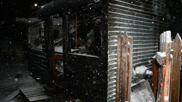Ardió un local de comida al paso en Tolhuin