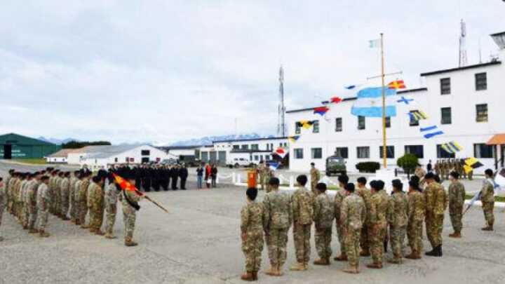 USHUAIA: Grave denuncia por abuso de poder en Base Naval