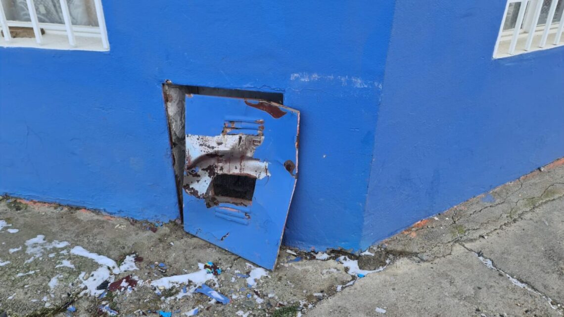 Chocaron frente a su casa y ahora quedaron sin gas