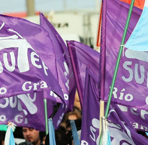 Hoy: Nuevo paro provincial de docentes por 24 horas Hoy: Nuevo paro provincial de docentes por 24 horas