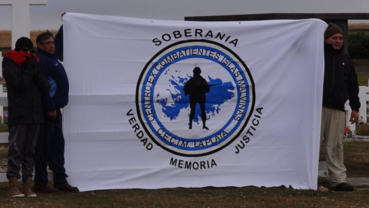 UN GRUPO DE 16 VETERANOS PARTE HACIA MALVINAS PARA HOMENAJEAR A SUS COMPAÑEROS.