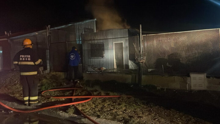 INCENDIO EN VIVIENDA EN CONSTRUCCIÓN TRAS INSTALAR UN CALEFACTOR.