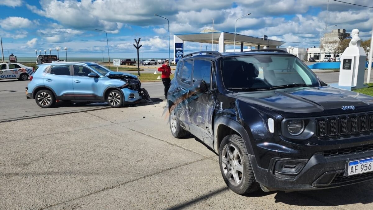 Choque en la intersección de Belgrano y Elcano dejó dos personas hospitalizadas
