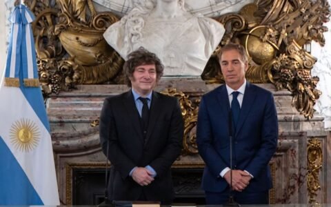 Santilli toma las riendas de la Jefatura de Gabinete entre gestos de apertura y crecientes tensiones con un sector del PRO