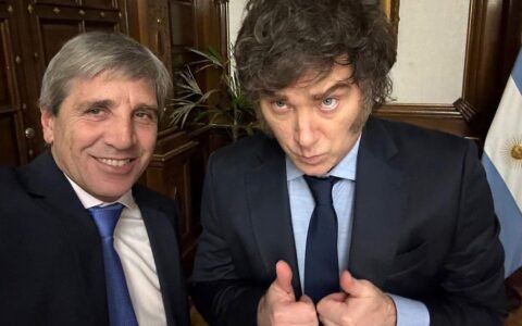 El Gobierno celebra la desaceleración de la inflación, pero sigue de cerca sondeos que muestran una disputa ajustada con la oposición