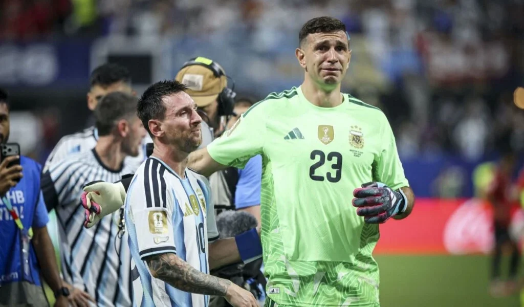 Dibu Martínez sorprendió con una fuerte declaración sobre su futuro en la Selección: “No sé si llegó el momento de dar un paso al costado”