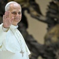 El Gobierno reaccionó a la visita del papa León XIV a la Argentina y expresó su “enorme alegría” por la confirmación