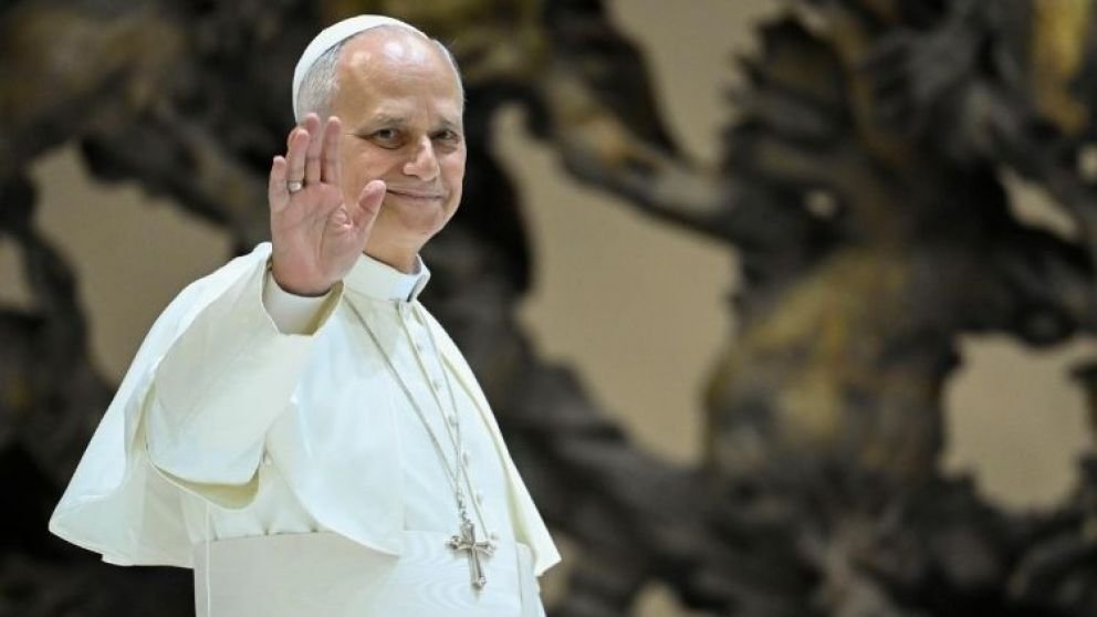 El Gobierno reaccionó a la visita del papa León XIV a la Argentina y expresó su “enorme alegría” por la confirmación