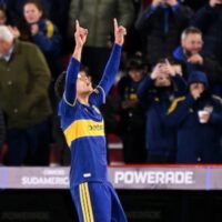 Figura, golazo y dos expulsiones forzadas: la actuación de lujo de Flores en la victoria de Boca ante Recoleta