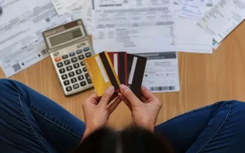 Argentina lidera el ranking regional de morosidad: tiene el mayor nivel de créditos impagos de América Latina